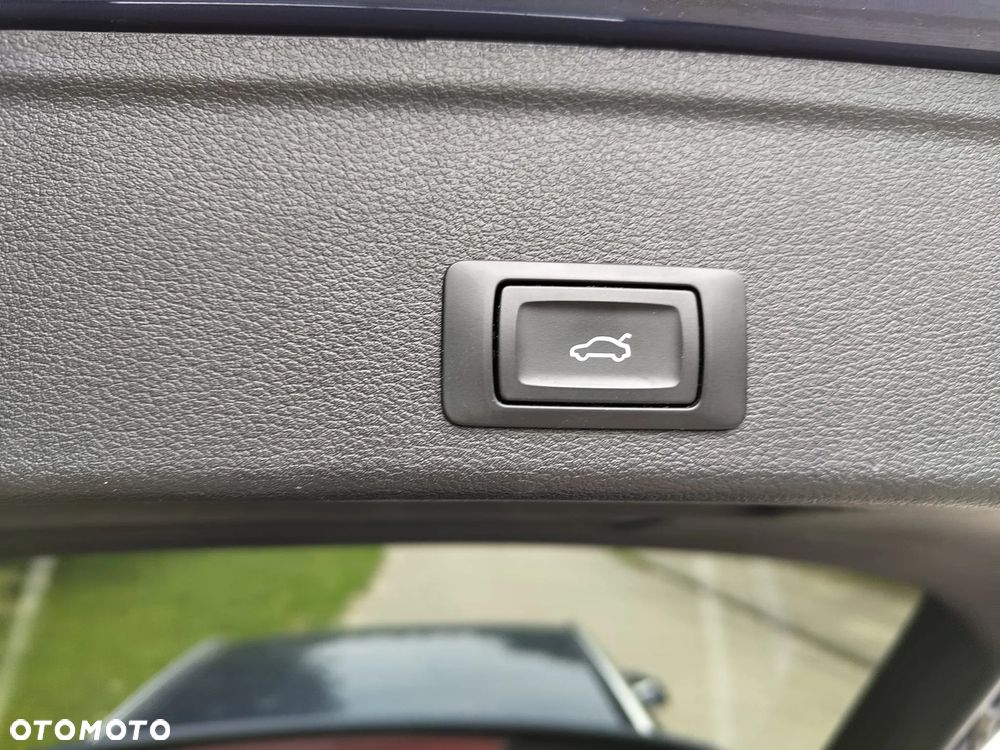 Audi A4 Avant 2.0 TDI S tronic design - 13