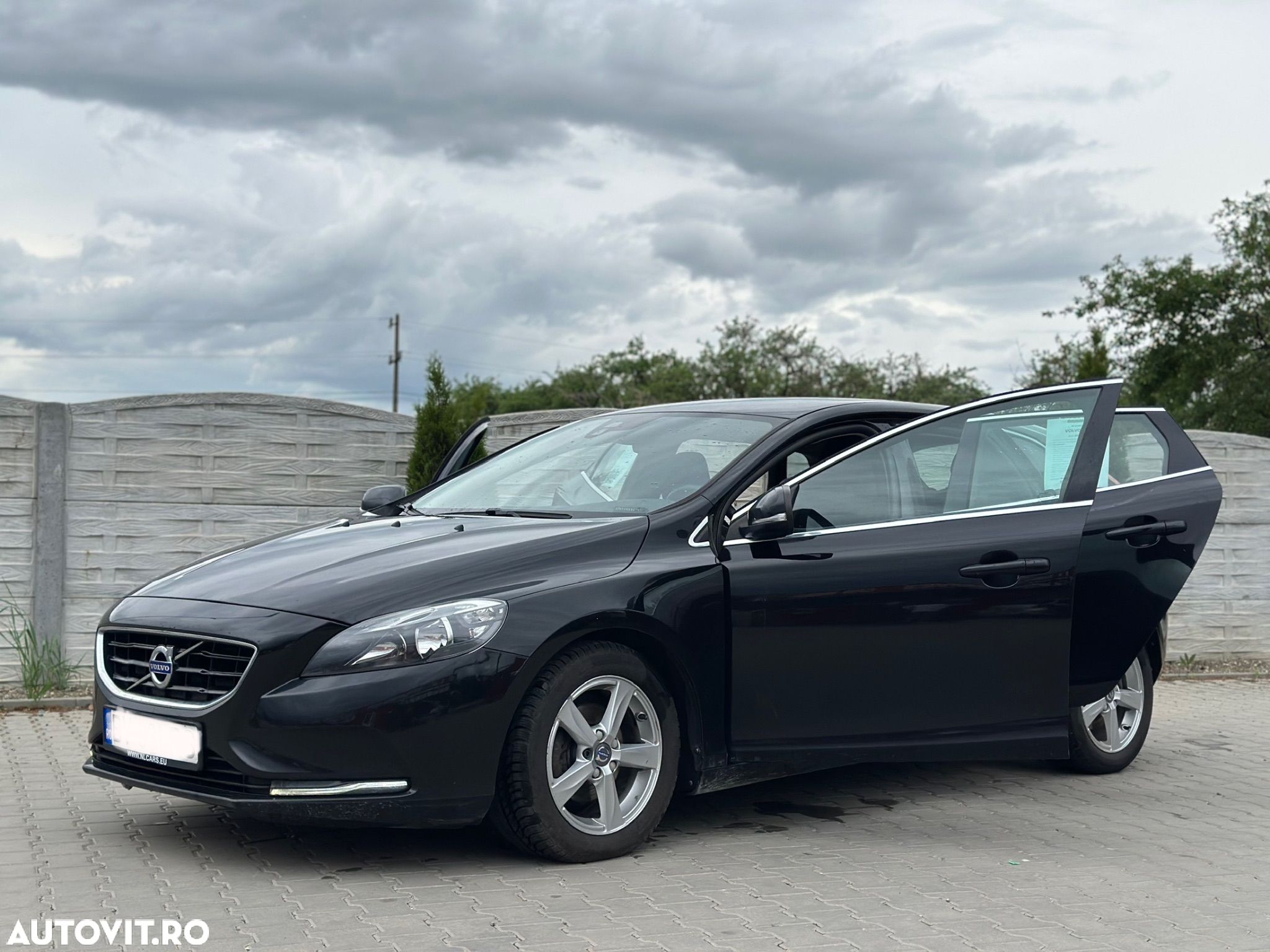 Volvo V40 - 1
