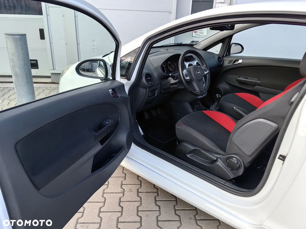 Opel Corsa 1.6T GSI - 5