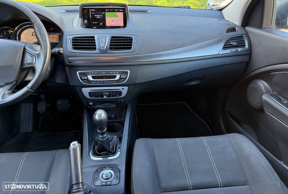 Renault Mégane Sport Tourer 1.5 dCi Dynamique S - 19