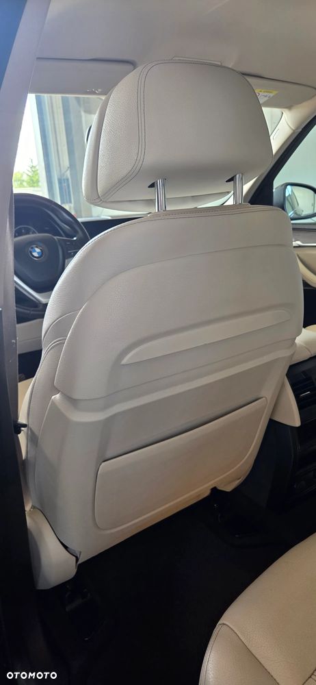 BMW X5 xDrive30d - 19