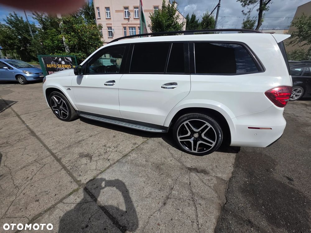 Mercedes-Benz GLS - 7