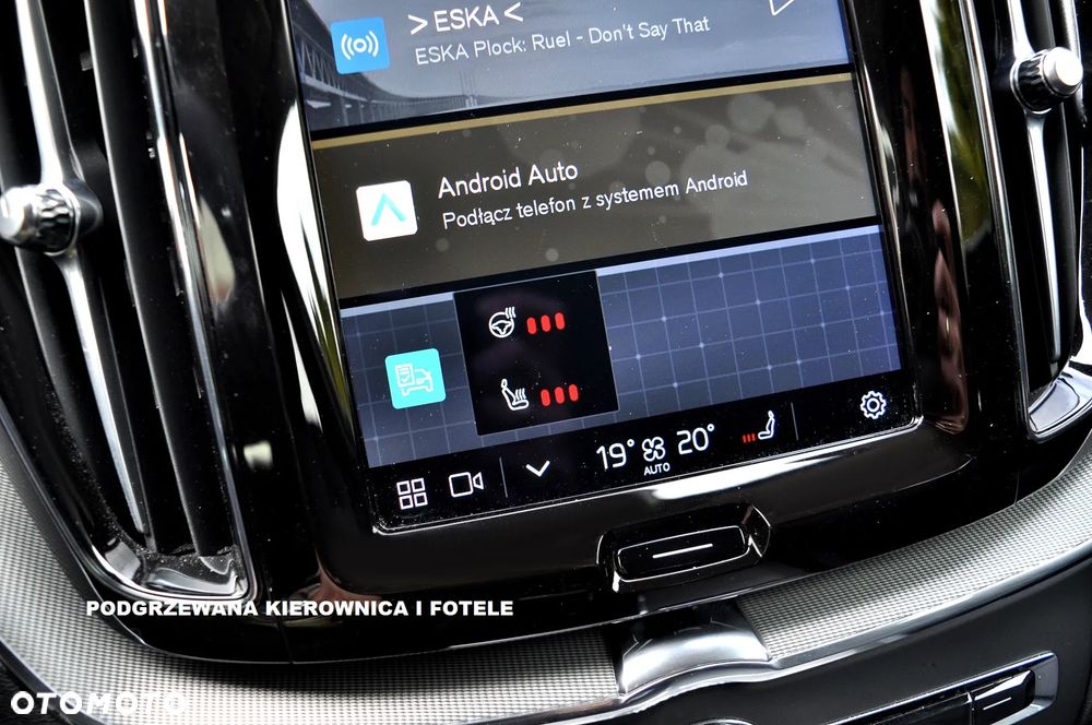 Volvo XC 60 B4 D AWD Plus Dark - 33