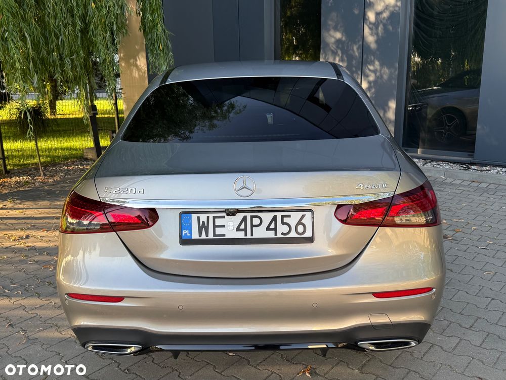 Mercedes-Benz Klasa E 220 d 4-Matic AMG - 16