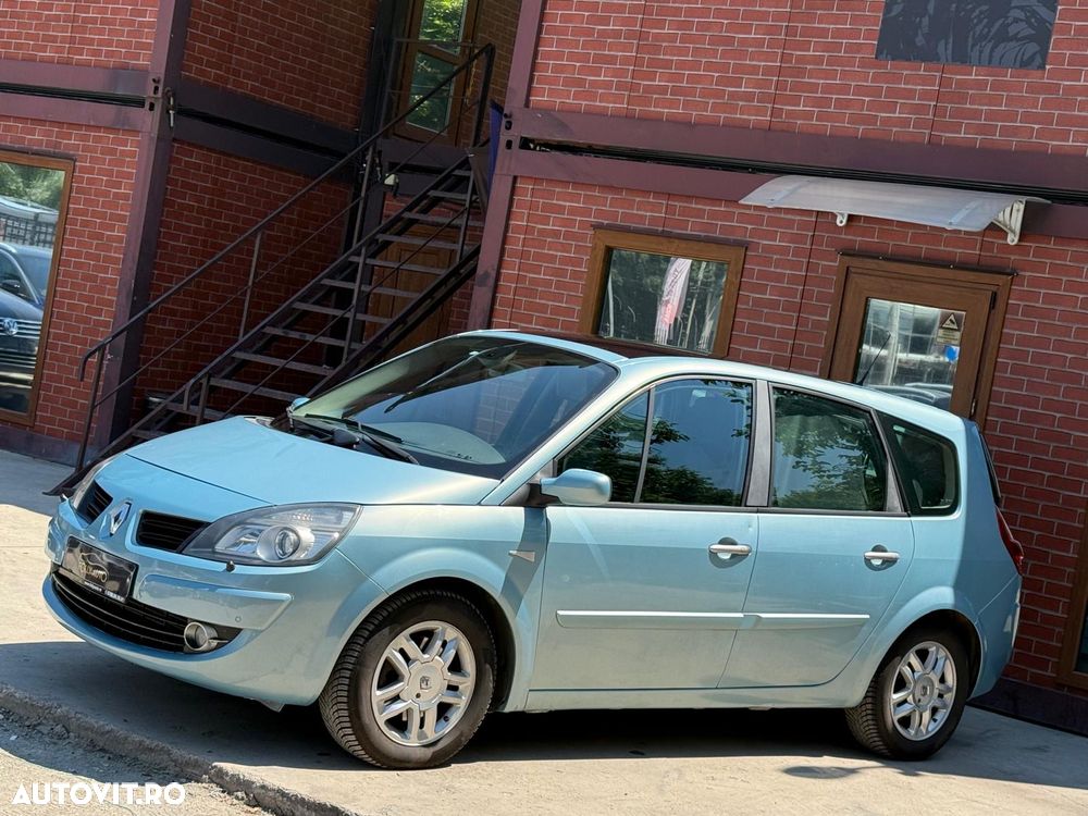 Renault Scenic - 32