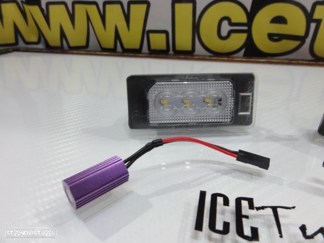 Suporte De Lâmpada De Matricula Com Led Branco Para Audi A1, A3, A4 B8, A5, A6, A7, Q3, Q5, Q7, TT, TTS, TTRS, Porsche Panamera 2010-, Seat Alhambra, Ibiza 6J SC/5-doors/ST 2008, Ateca, VW Sharan 7N, Touran GP2, Touareg 2, Tiguan, Polo, Golf 6, 7 Variant, Golf Plus, Jetta, Passat B6, B7, Skoda Fabia 5J, Superb 3T, Octavia (5E), Rapid  Yeti 5L. - 2