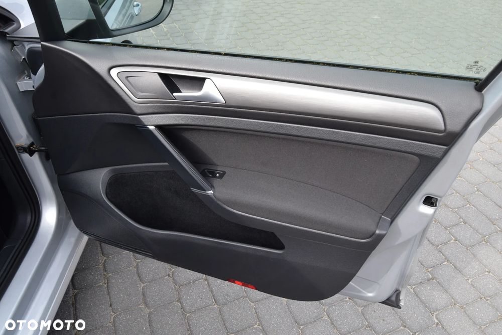 Volkswagen Golf 1.2 TSI BlueMotion Technology Comfortline - 18