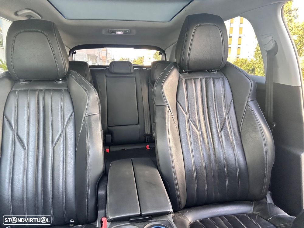 Peugeot 3008 PureTech 130 Stop & Start GPF EAT8 Allure - 17