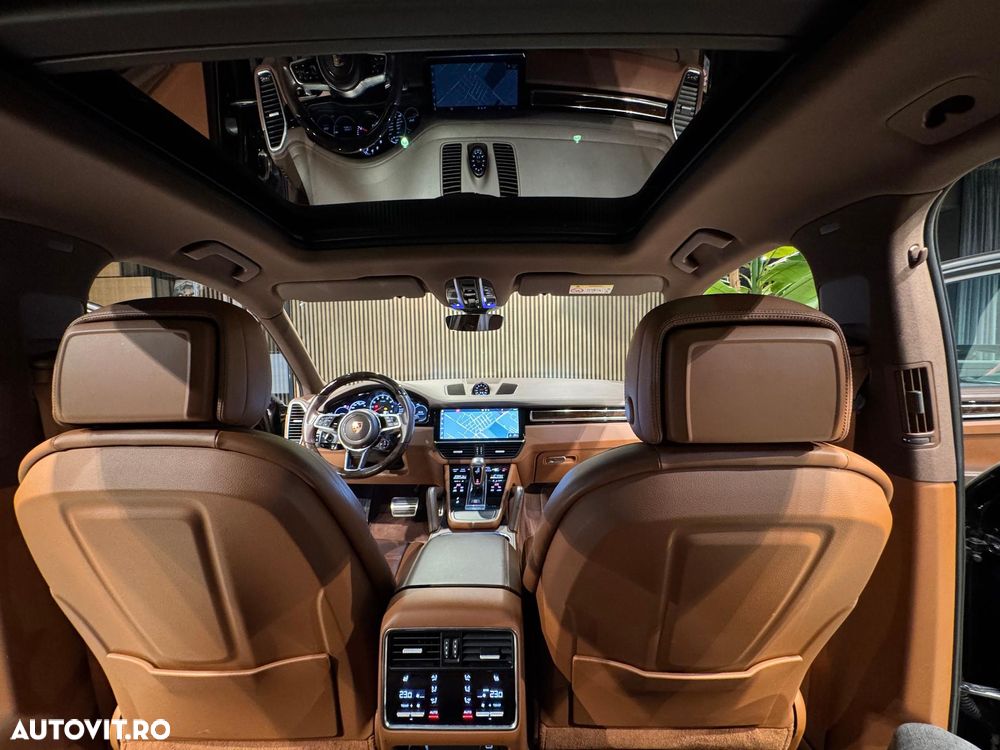 Porsche Cayenne S - 31
