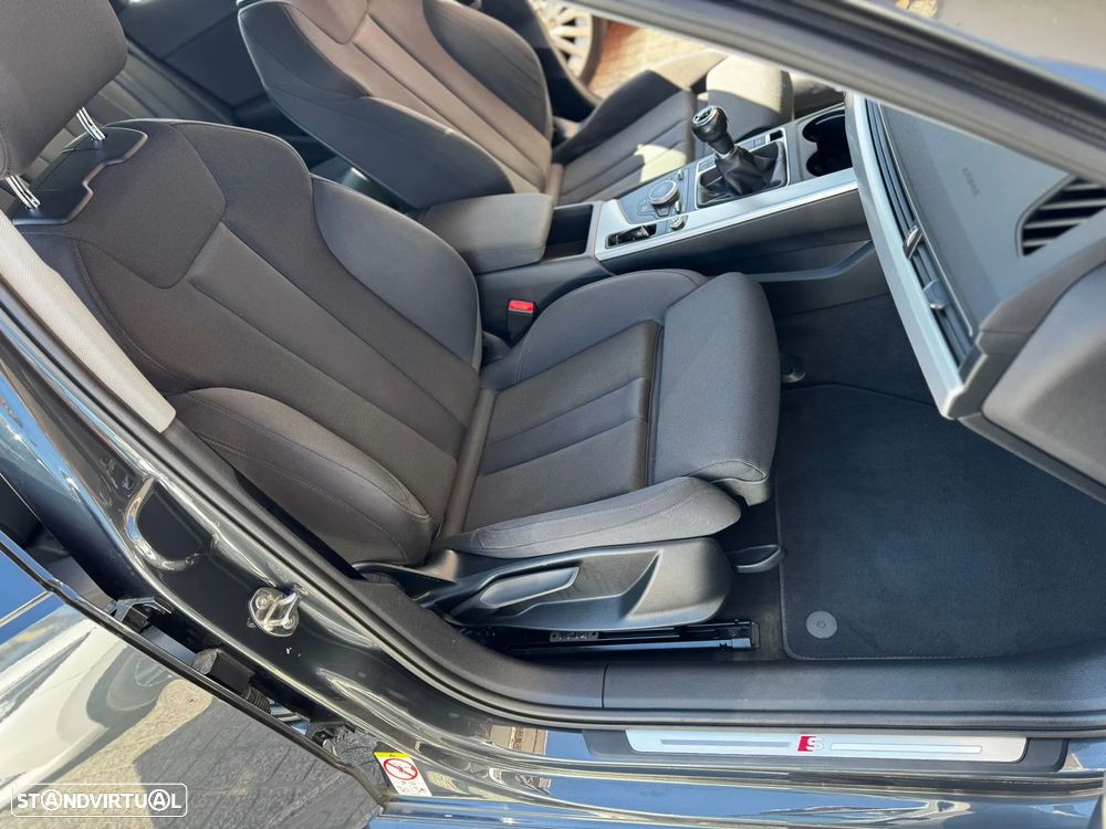 Audi A4 Avant 2.0 TDI S-line - 23