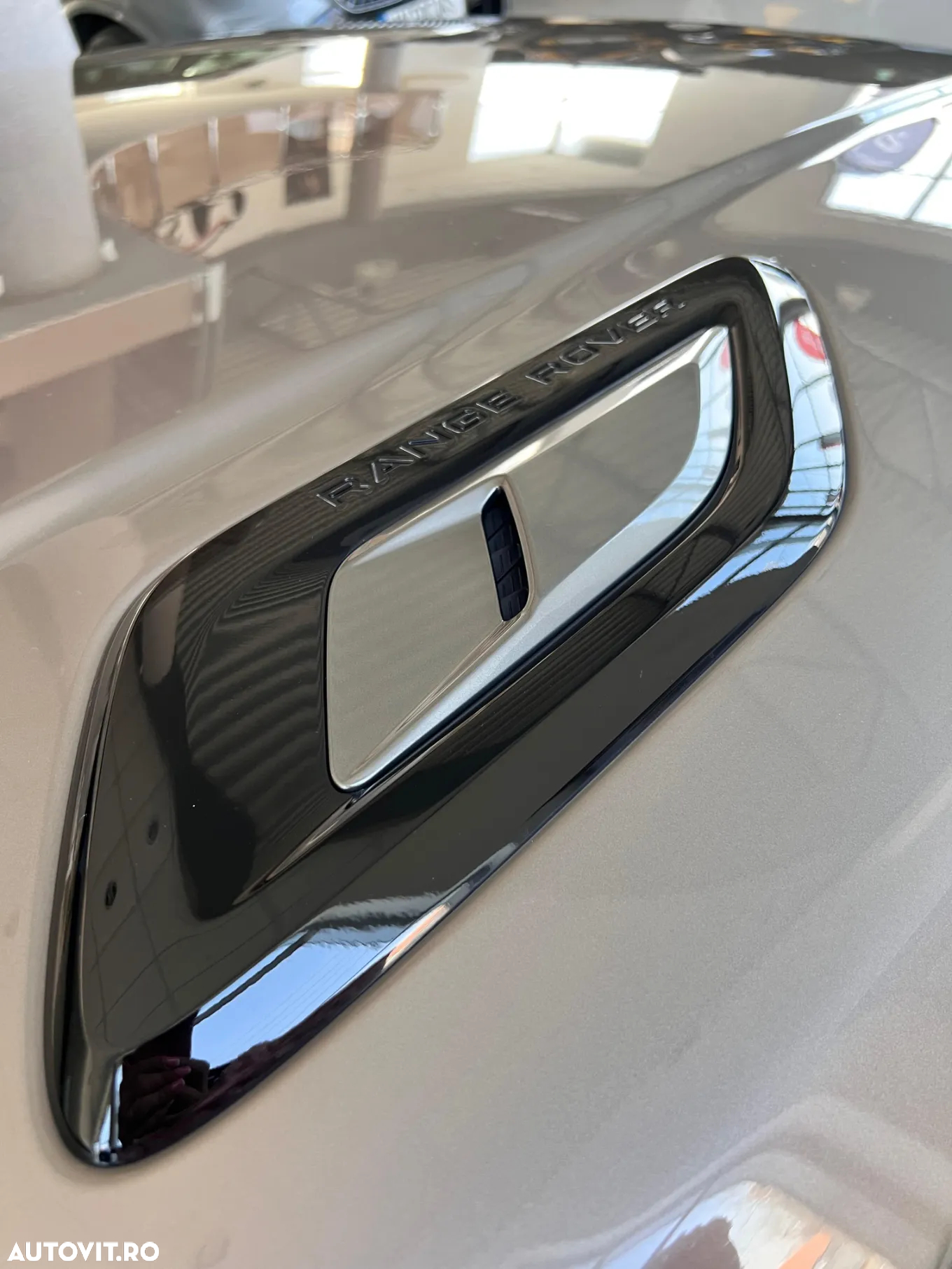 Land Rover Range Rover Sport - 12