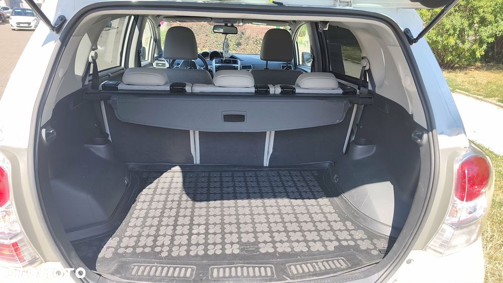 Toyota Verso 2.0 D-4D Prestige - 12