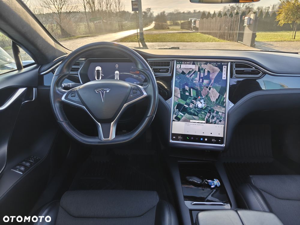Tesla Model S Long Range Plus - 9