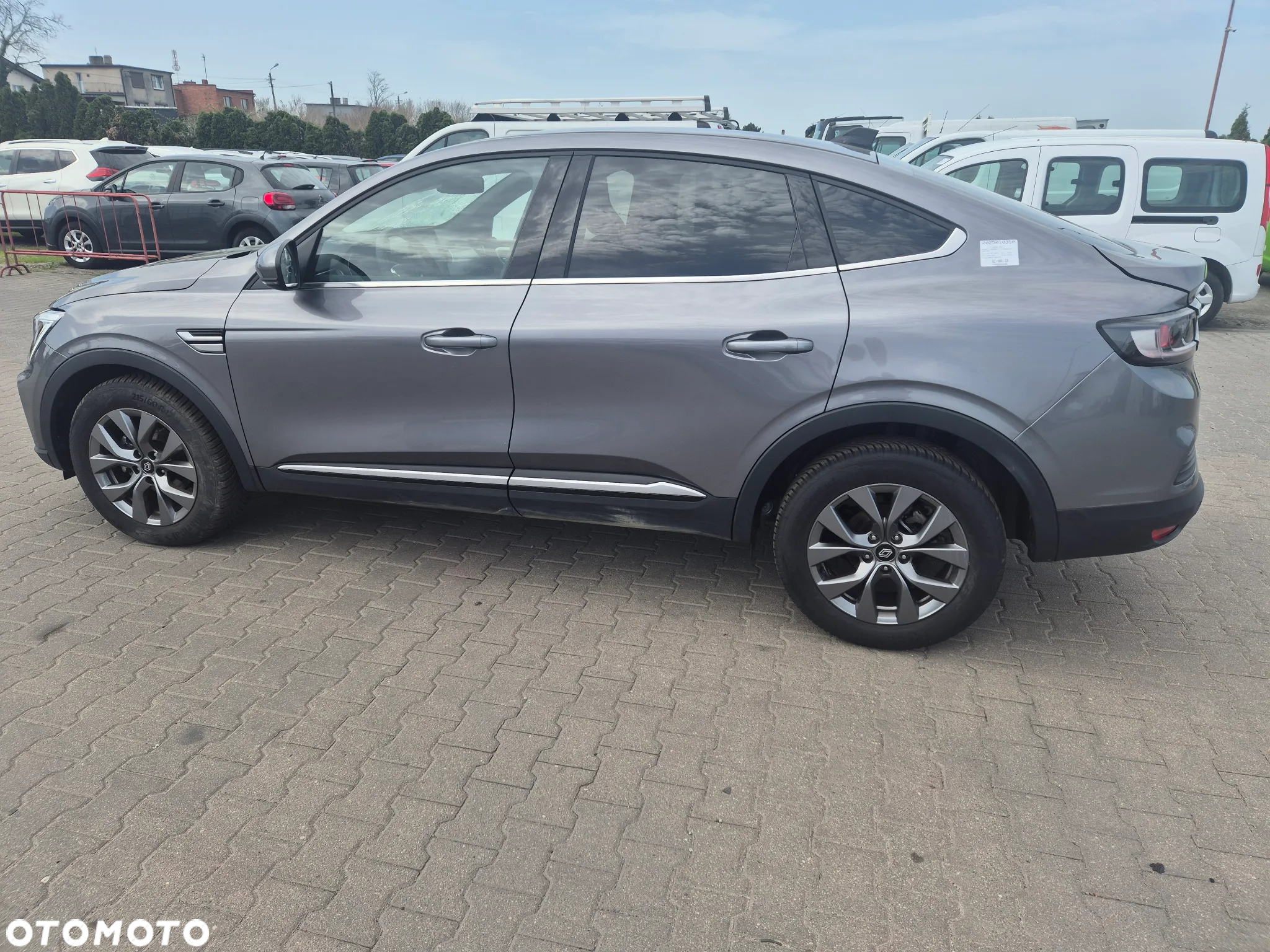 Renault Arkana 1.3 TCe mHEV Intens EDC - 10