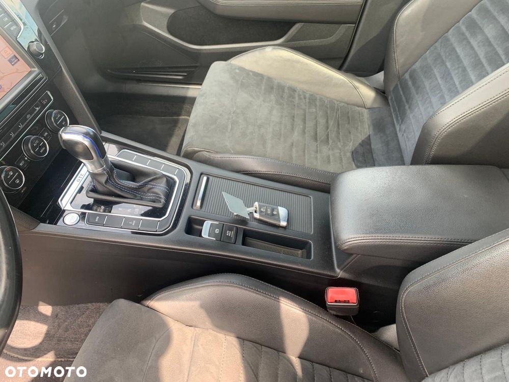 Volkswagen Passat 1.4 TSI Plug-In-Hybrid GTE - 23