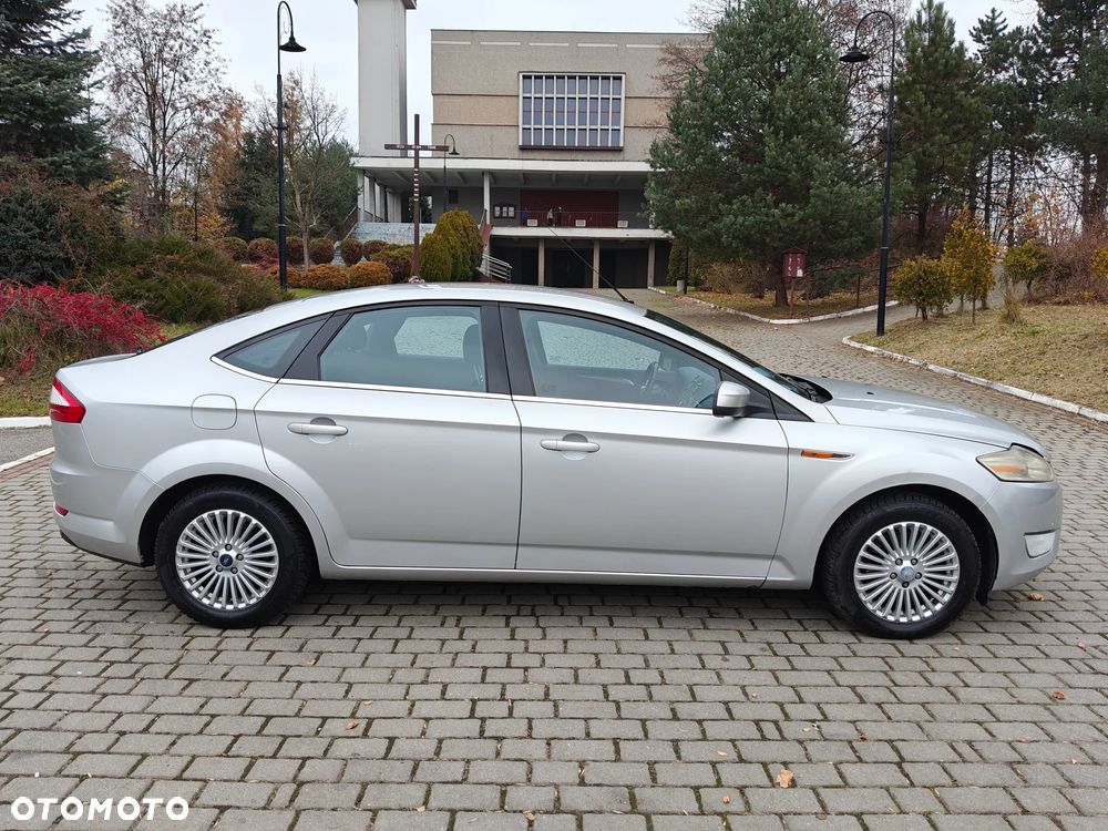 Ford Mondeo 1.8 TDCi Ghia - 2