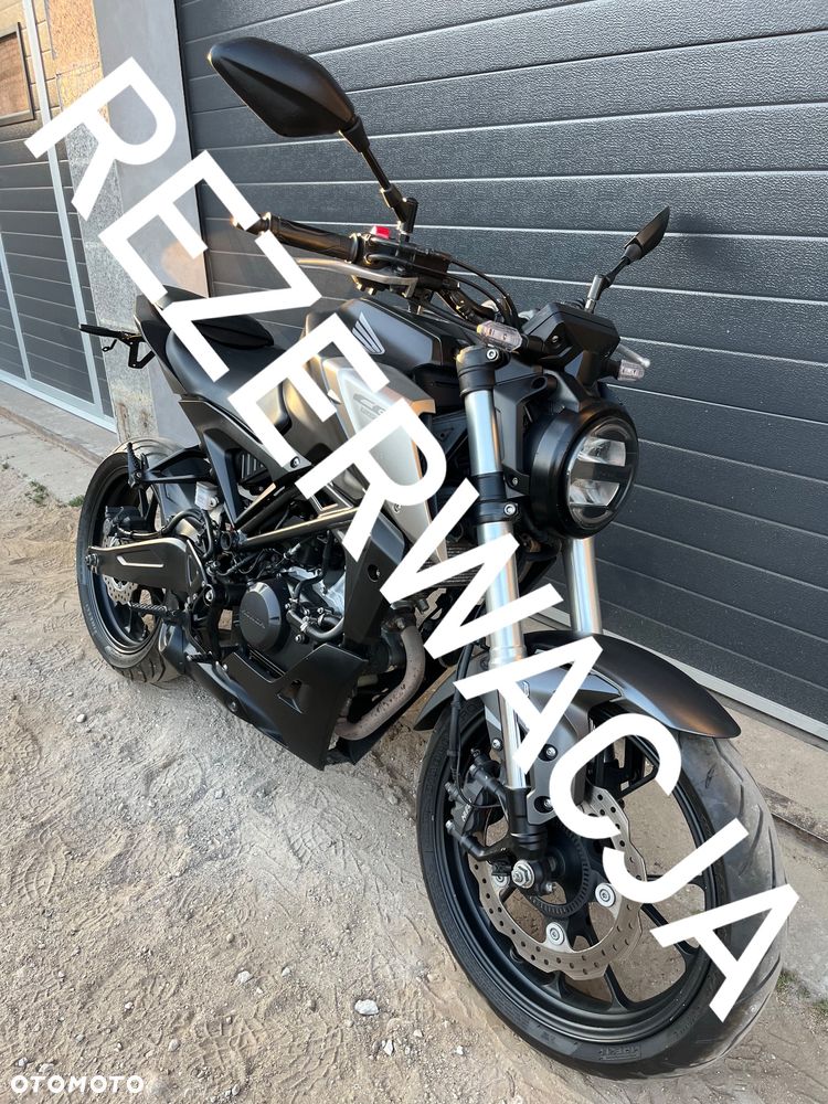 Honda CB - 1
