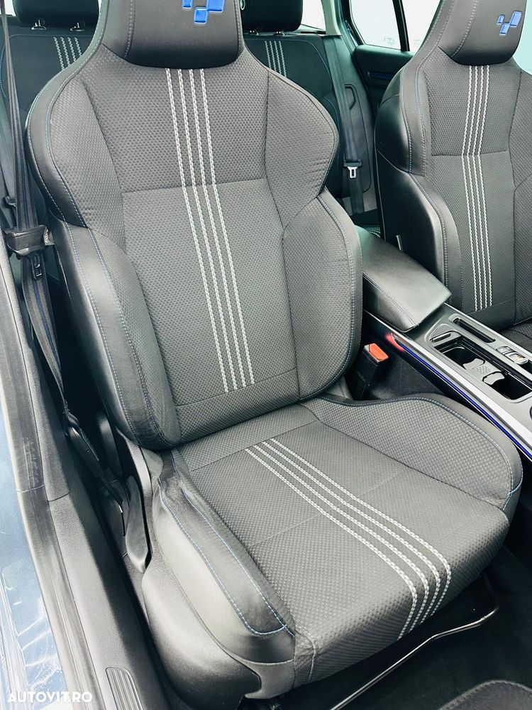 Renault Megane ENERGY dCi 130 GT LINE - 16