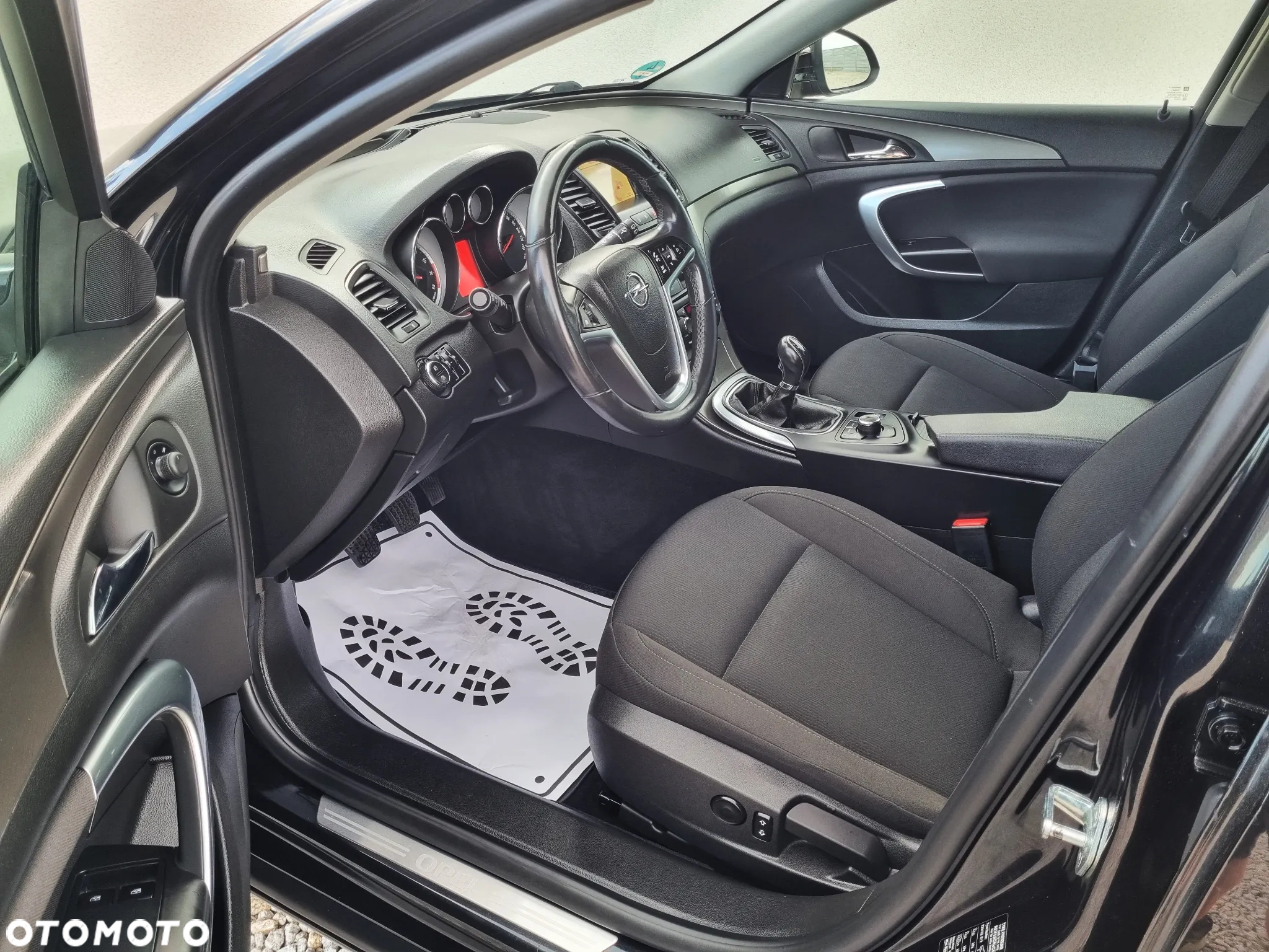 Opel Insignia 1.4 T Cosmo S&S - 8