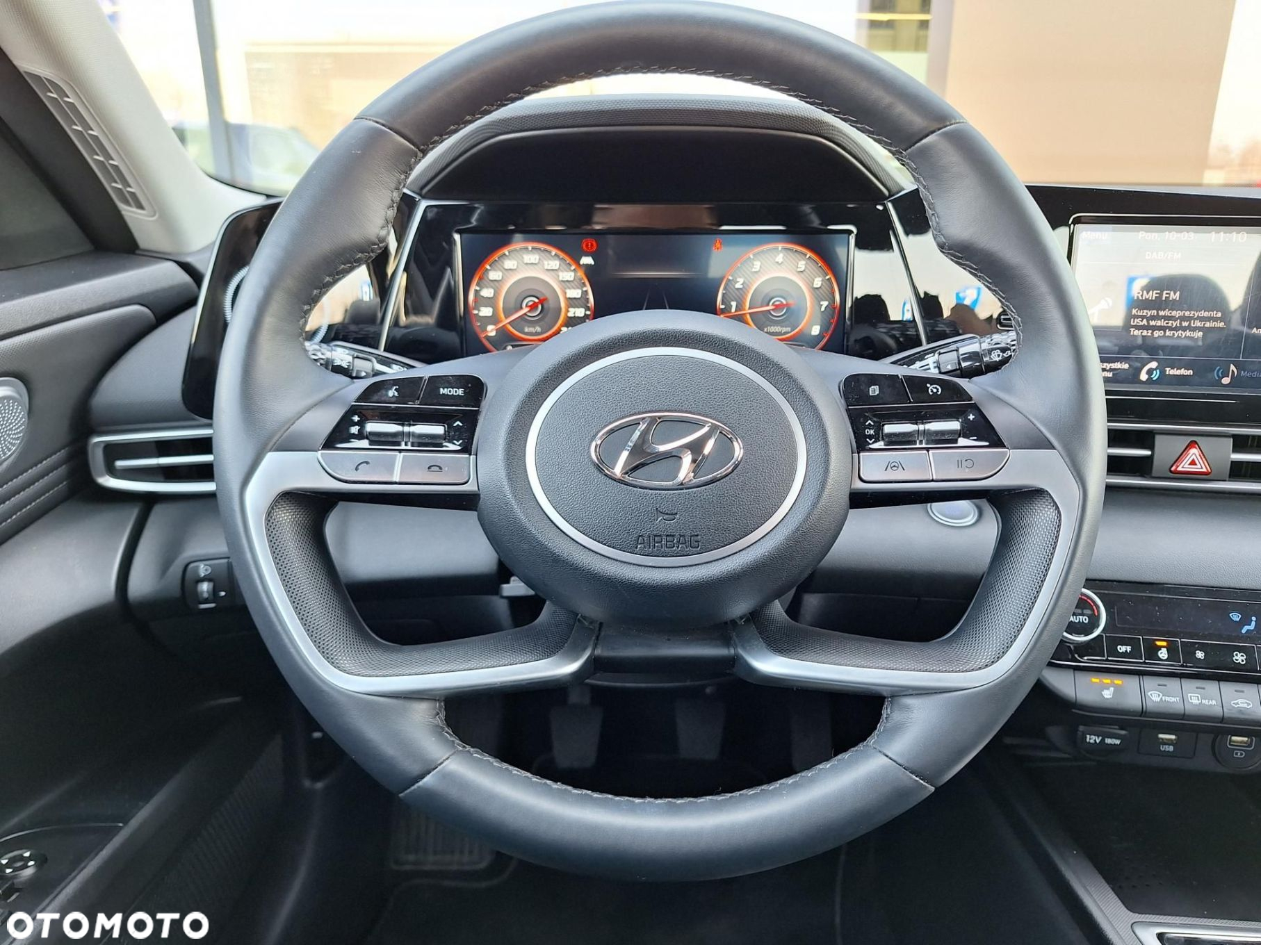 Hyundai Elantra 1.6 Smart - 16