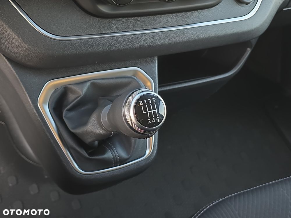 Renault Trafic 2.0 dCi L2H1 HD Extra (brygadówka) - 17
