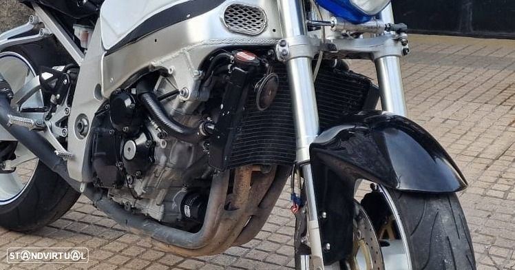 Suzuki GSX-R 750 - 5