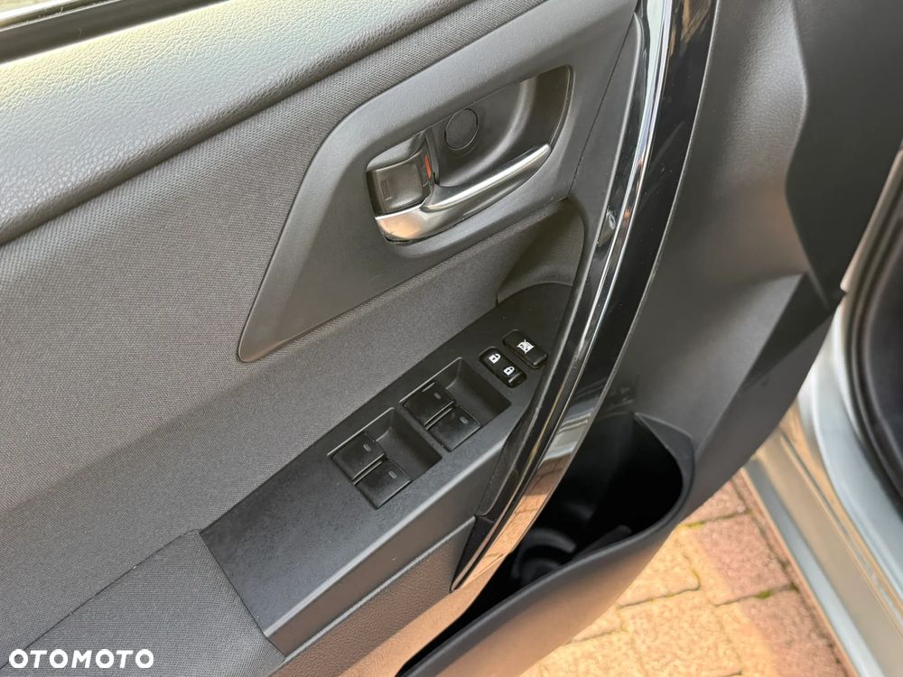 Toyota Auris 1.6 Valvematic Multidrive S Executive - 10