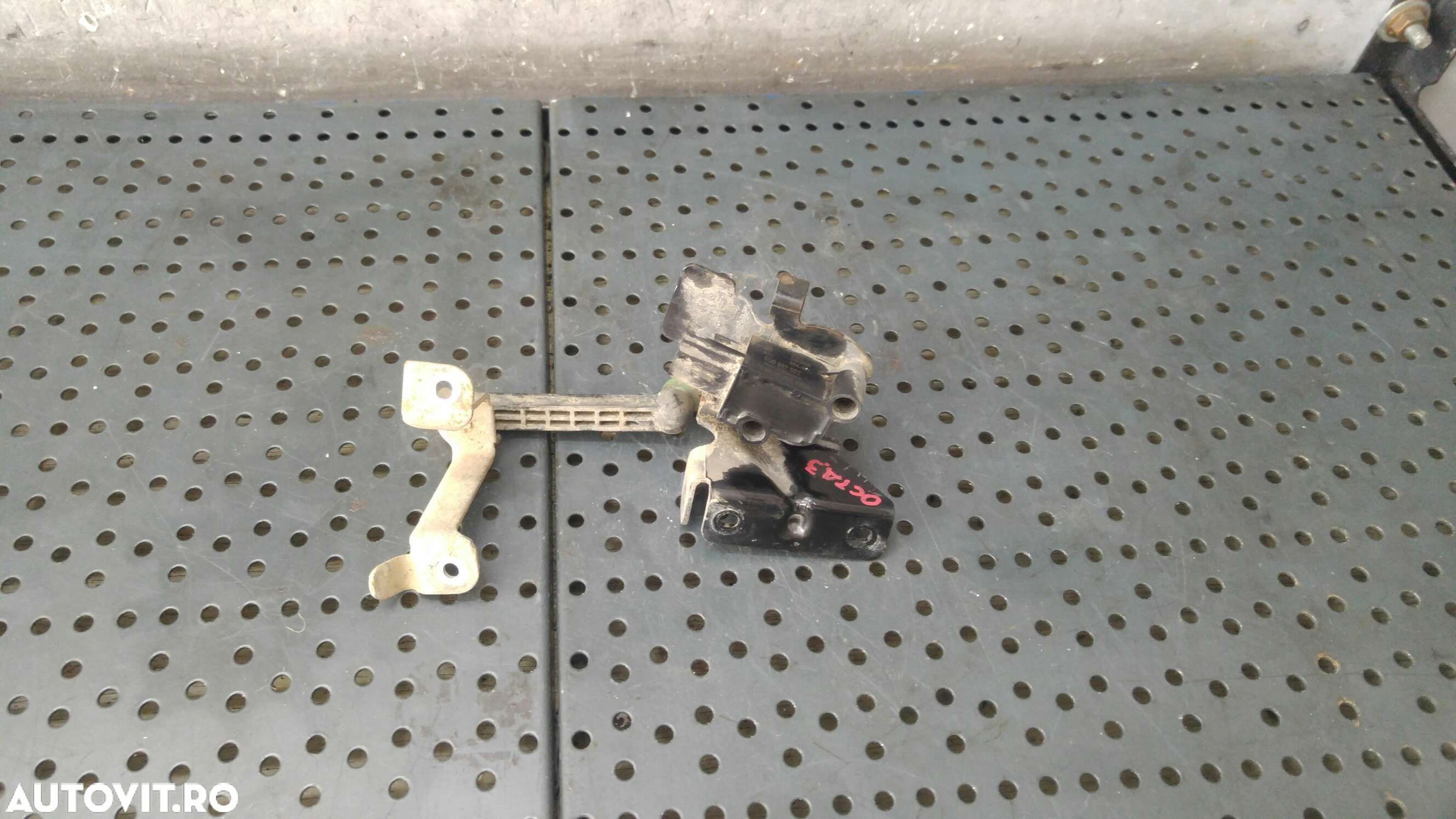 Senzor nivel balast spate skoda octavia 3 5e3 5nl 5n3 5q0907503 - 1