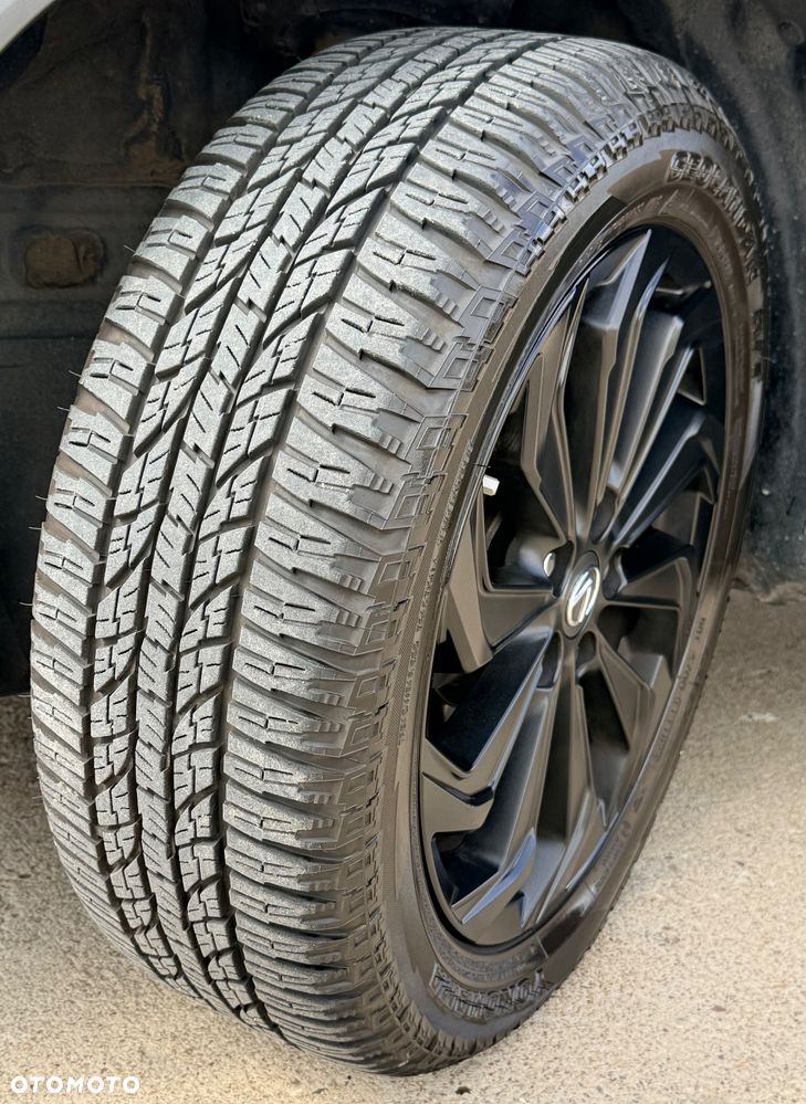 Lexus UX - 8