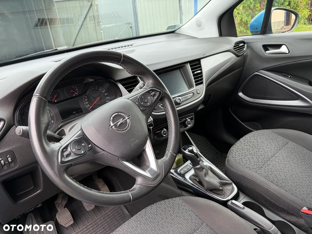 Opel Crossland X 1.2 Enjoy - 4