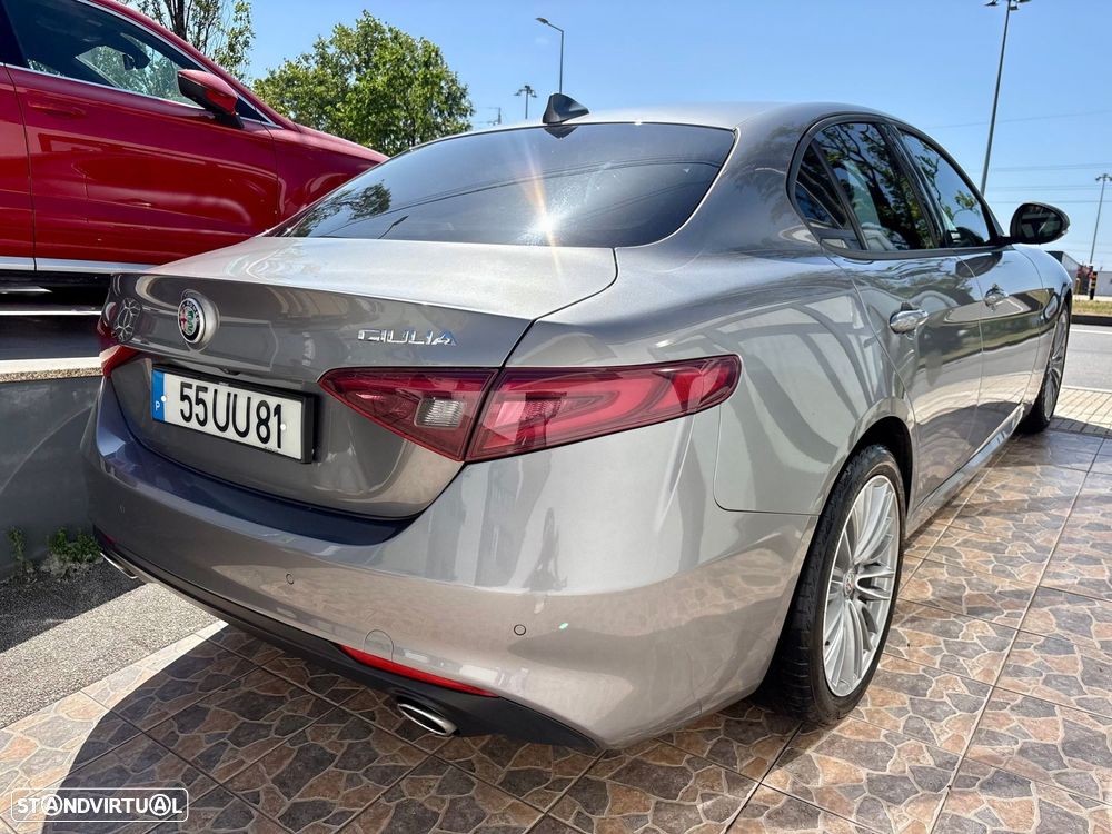 Alfa Romeo Giulia 2.2 D Super AT8 - 3