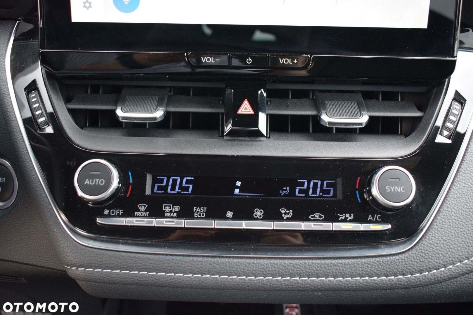 Toyota Corolla - 16