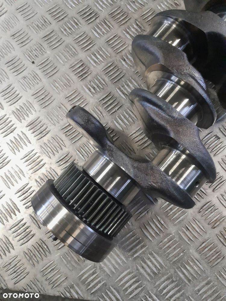 WAŁ KORBOWY RENALUT MIDLUM DXI 160 190 220 - 3