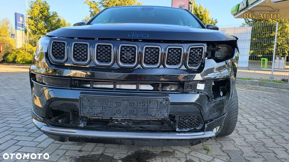 Jeep Compass - 10