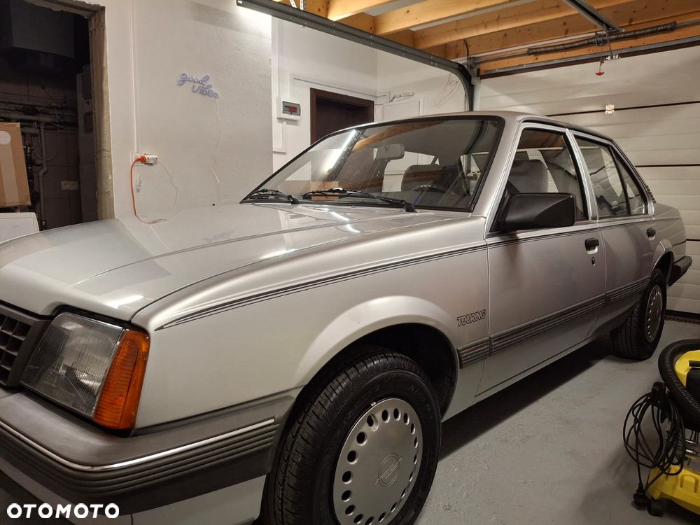 Opel Ascona 1.6 Exclusive - 34