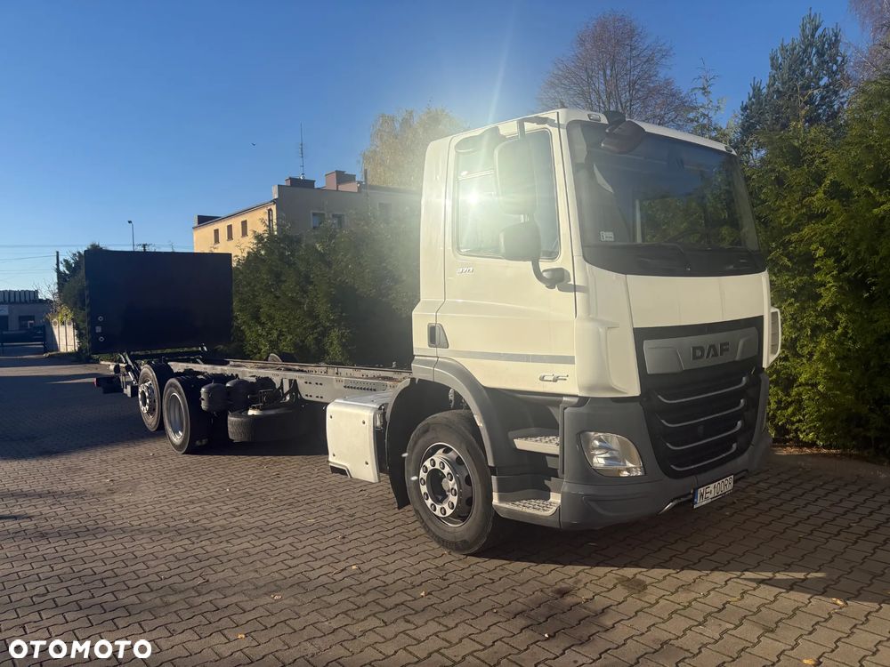 DAF CF 370 6x2 - 1