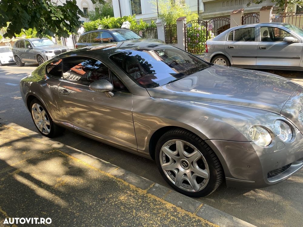 Bentley Continental GT - 12
