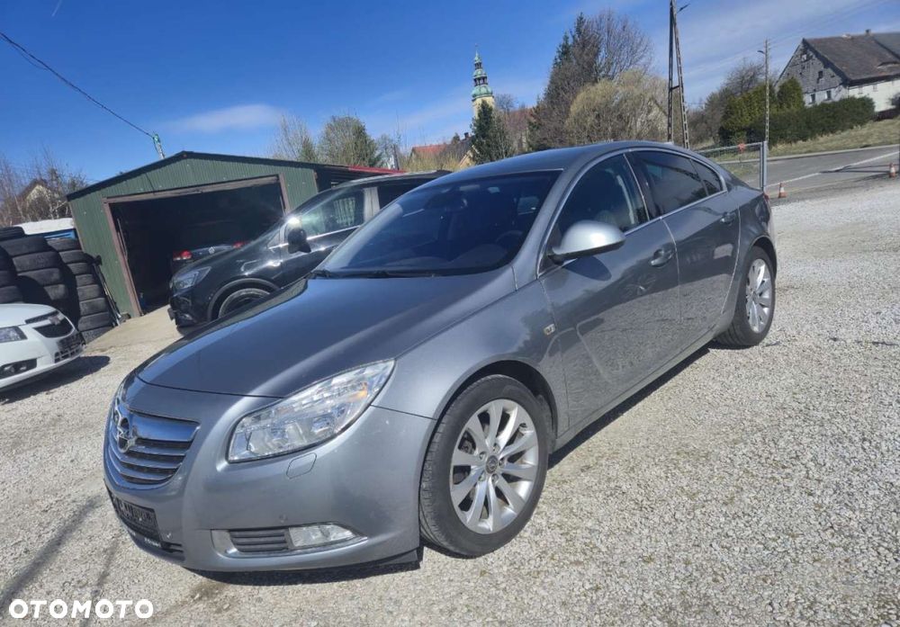 Opel Insignia - 1
