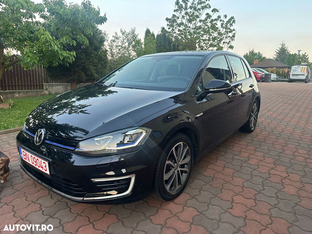Volkswagen Golf e-Golf - 1