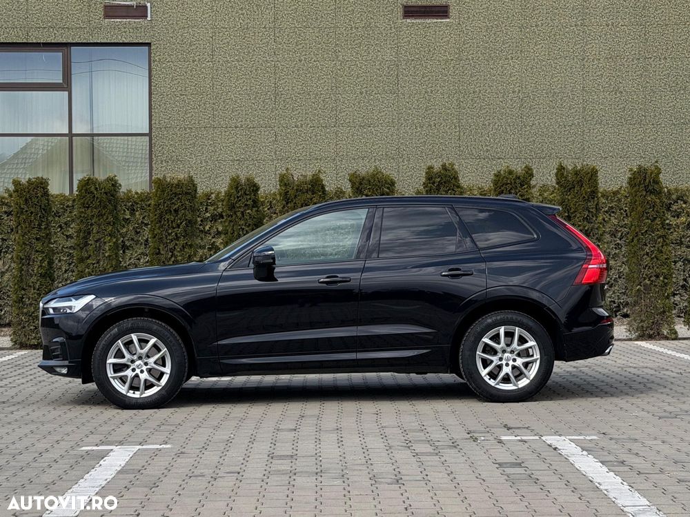 Volvo XC 60 B5 MHEV AWD R-Design - 3