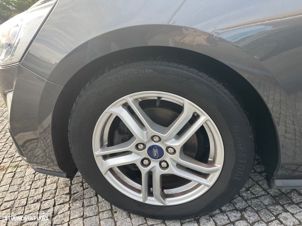 Ford Focus 1.5 TDCi ECOBlue Titanium Aut. - 18