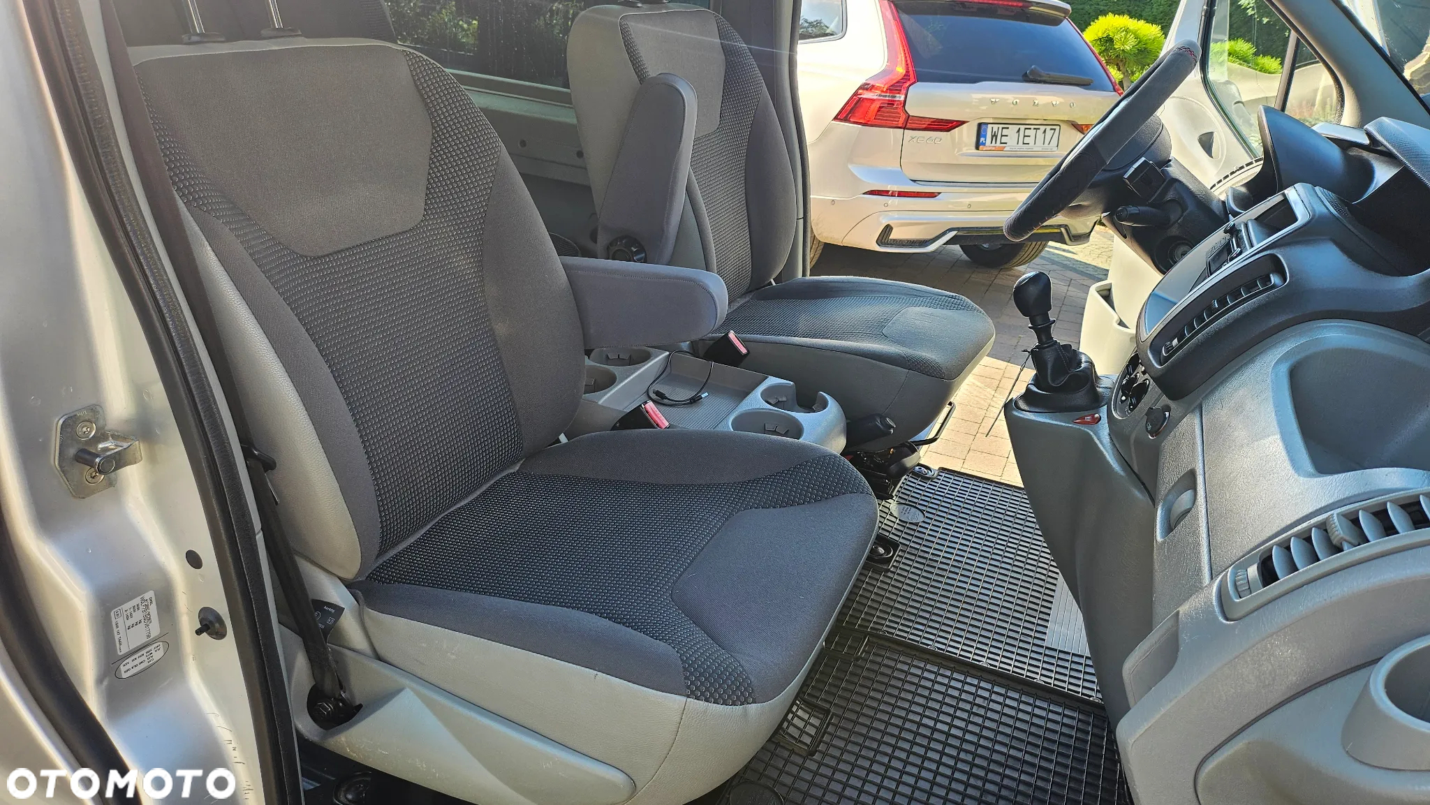 Opel vivaro - 10