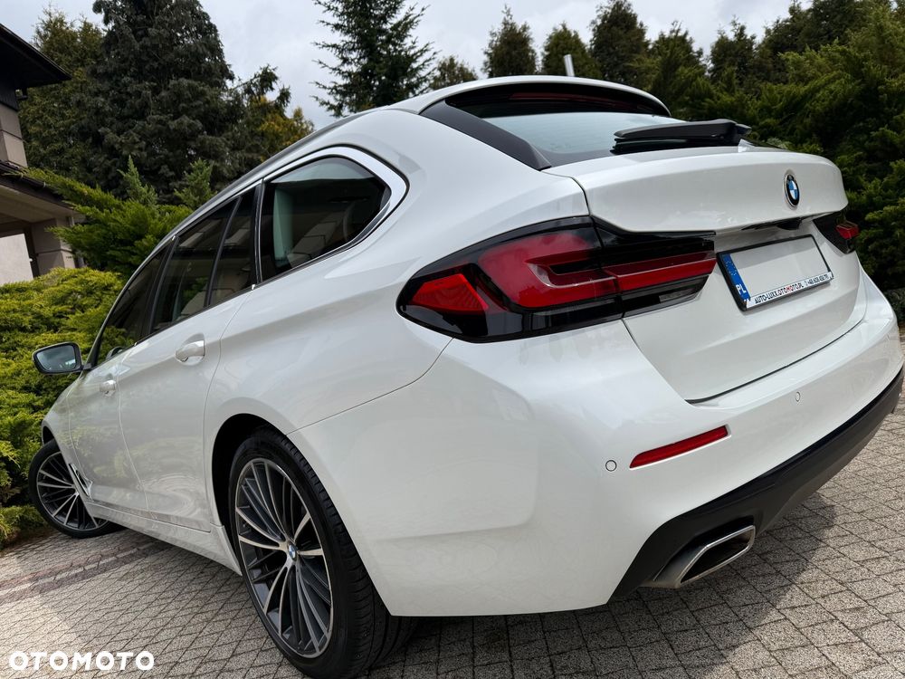 BMW Seria 5 520d M Sport Edition - 24