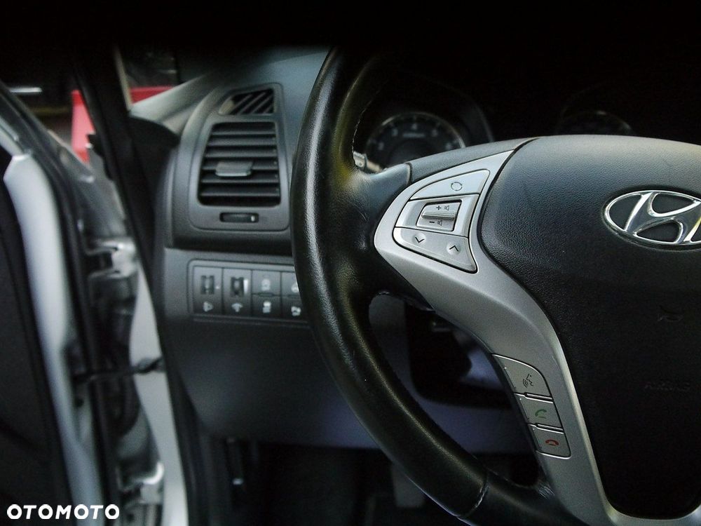 Hyundai ix20 1.6 Premium - 32