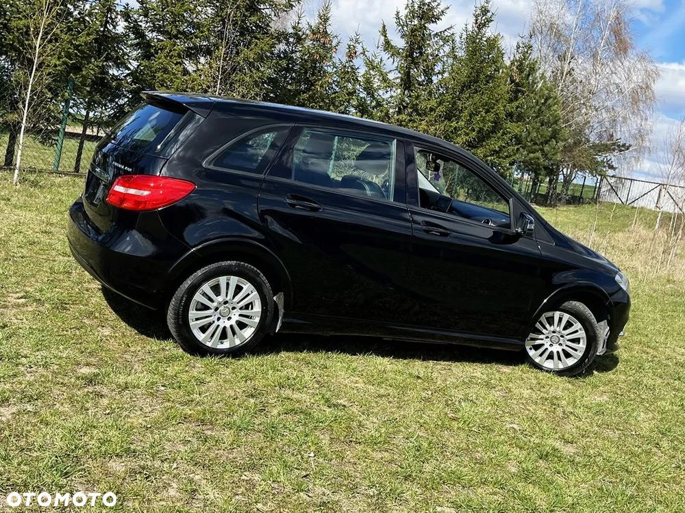 Mercedes-Benz B-Class 2014 photo 3