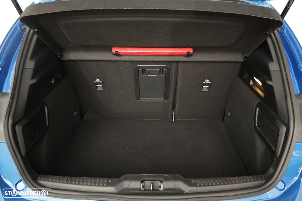 Ford Focus 1.0 EcoBoost MHEV ST-Line X - 21