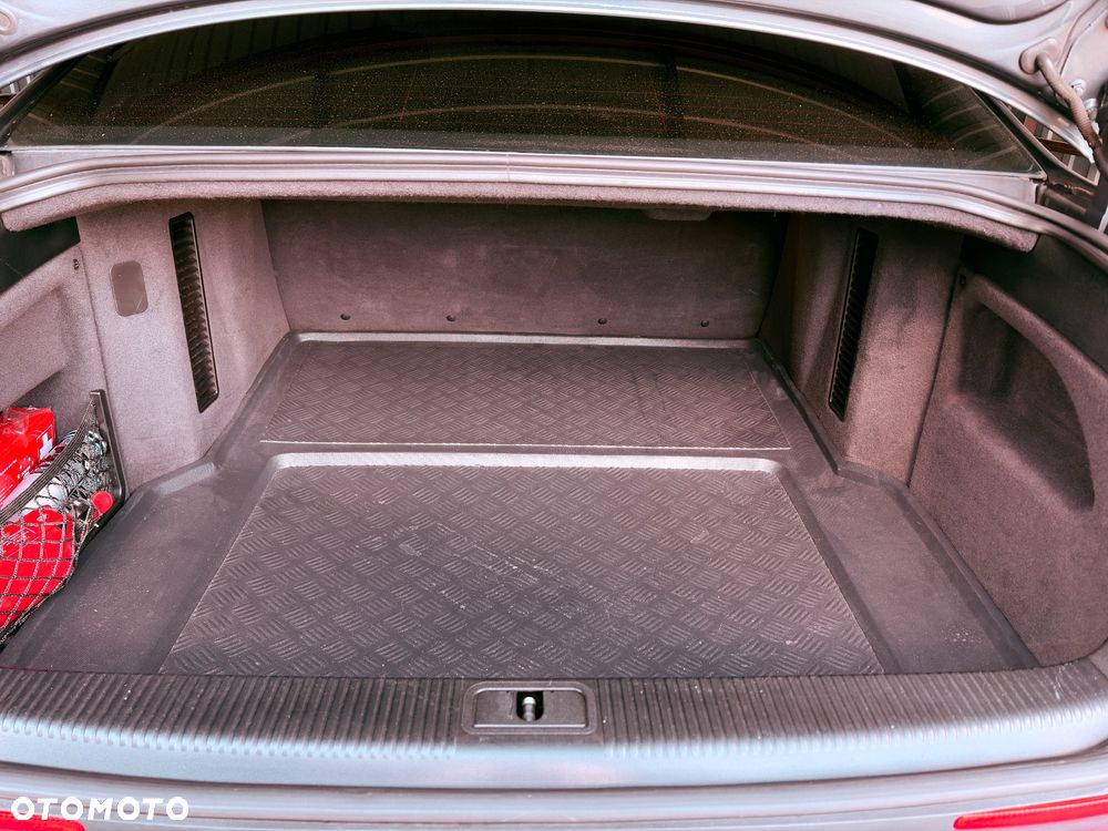 Audi A8 - 21