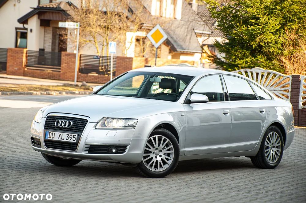 Audi A6 Limousine 2.4 - 2
