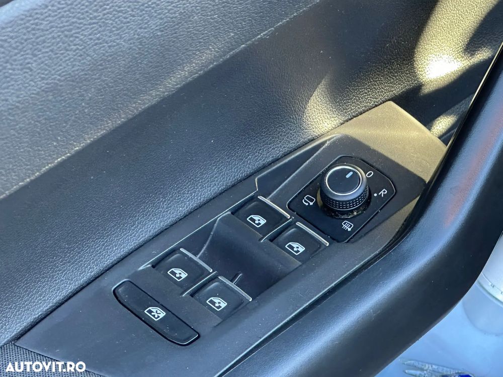 Volkswagen Polo 1.0 TSI OPF DSG Style - 27