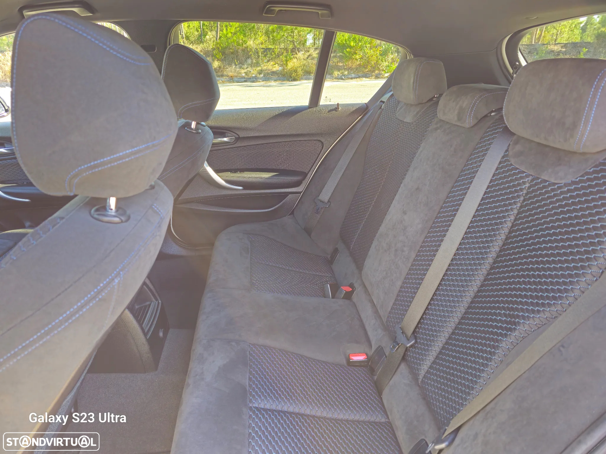 BMW 120 d Pack M - 13